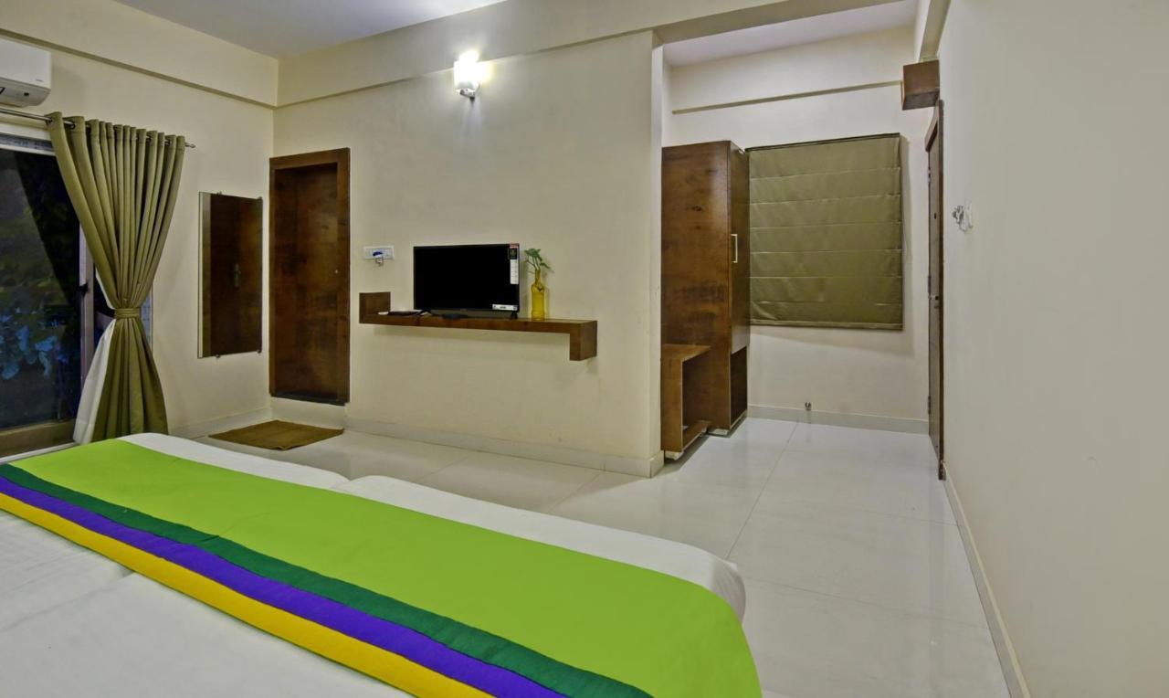 Treebo Trend Cocoon Suites Бангалор Экстерьер фото